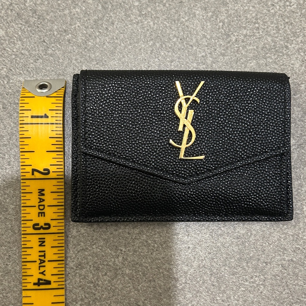 Yves Saint Laurent Black and Gold Textured Wallet - Picture 8 of 9